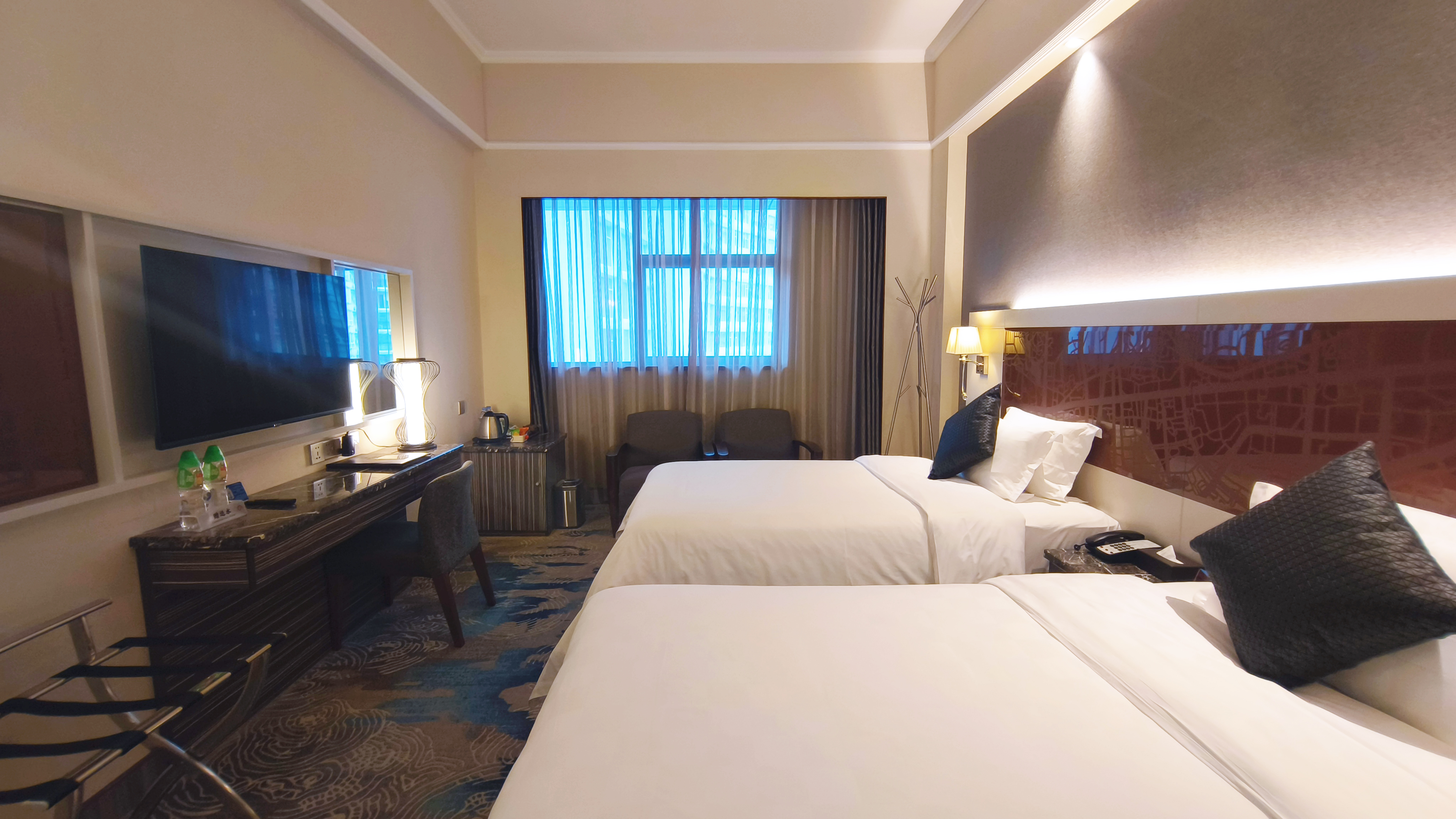 Executive Twin Room-1